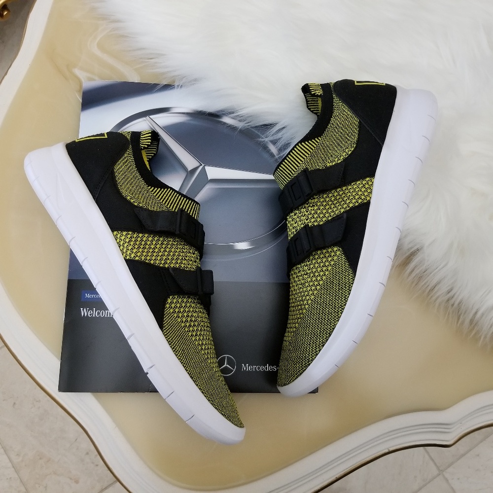 Nike Men's Air Sockracer Flyknit - Picture 3 of 8